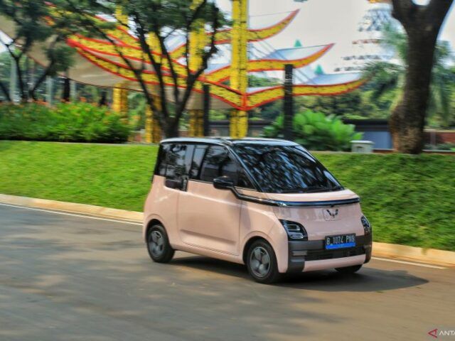 Keliling Jakarta pakai Wuling Air Ev, Cukup dengan Rp 30 Ribu