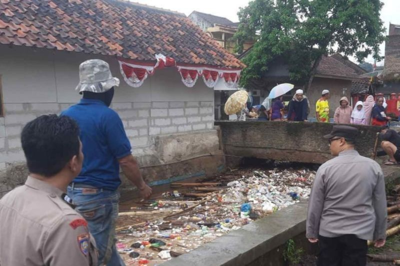 Update Banjir Garut 121 Rumah Rusak Evakuasi Dibuka: Ini Fakta Lengkap Bencana di Banyuresmi