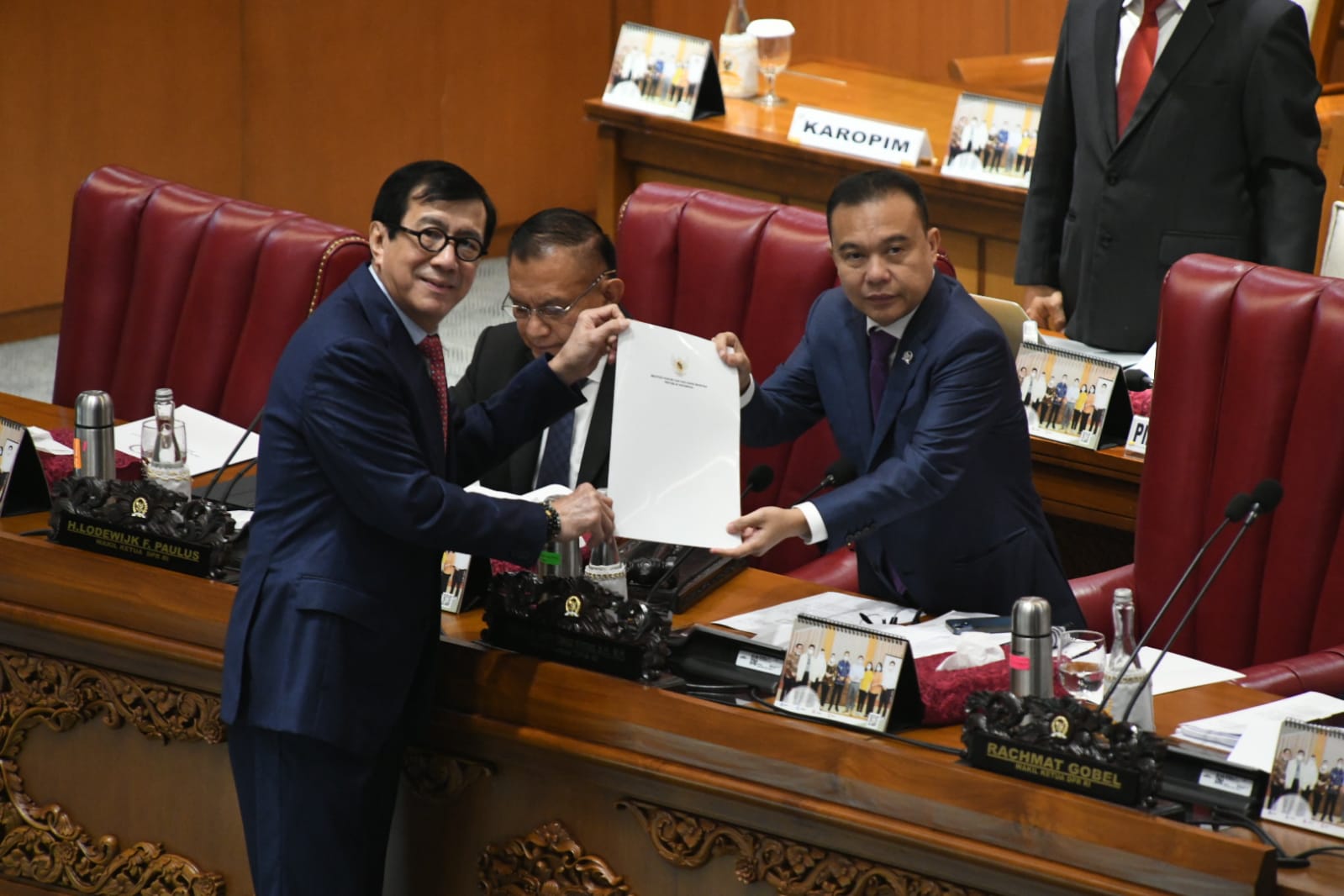 DPR Tetap Sahkan RUU KUHP Publik Merasa Diabaikan