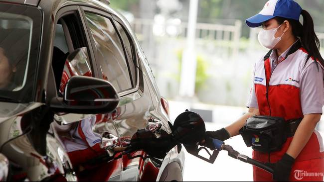 Pertamina Bantah BBM Naik 1 April, Bahlil: Ikuti Pasar Global