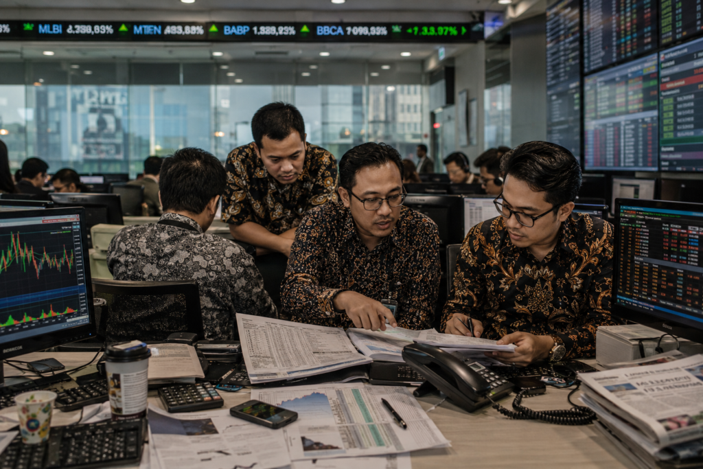 Damai Selat Hormuz Bikin Harga Minyak Anjlok, IHSG Hari Ini Langsung Menghijau