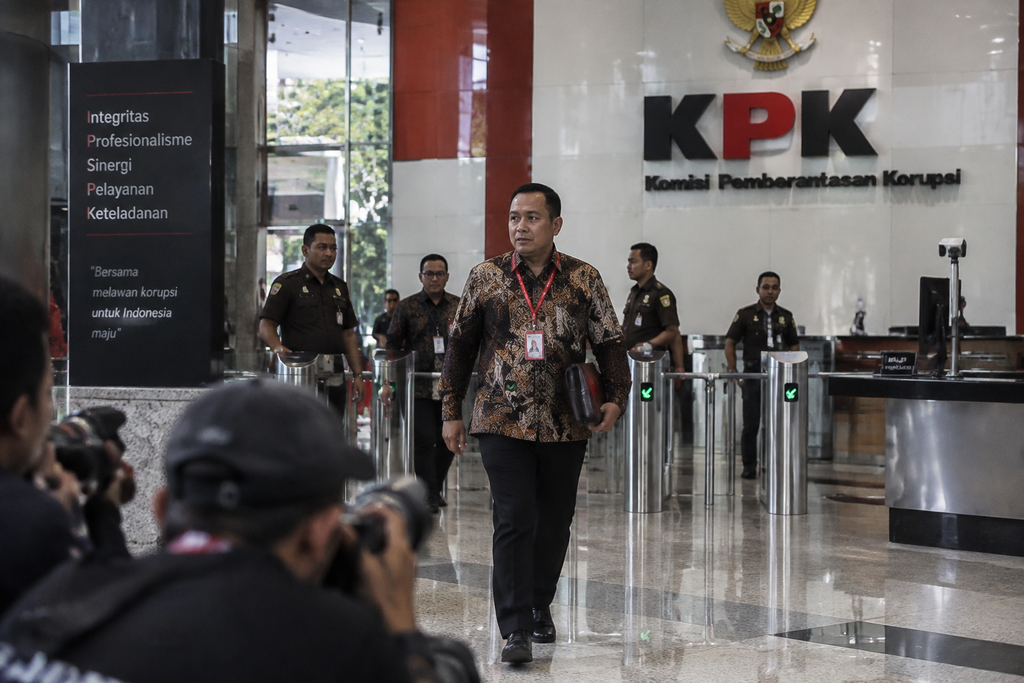 KPK Kembali Periksa Pengepul Suap Bea Cukai, Usut Aliran Rp61,9 Miliar